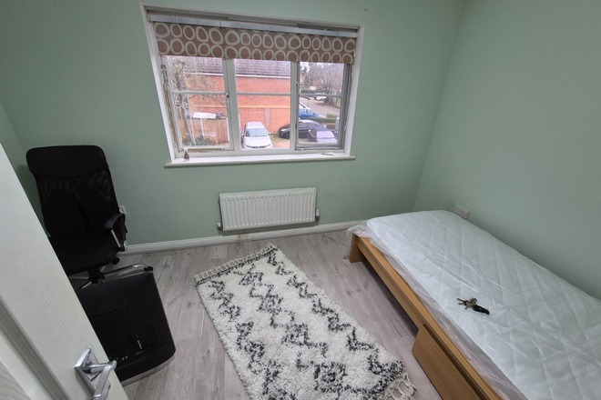 Double Bedroom - Female